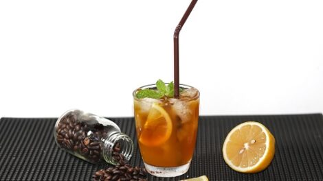 iced coffee presentation